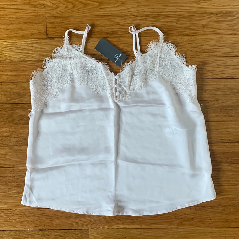 A&f off white/blush lace cami